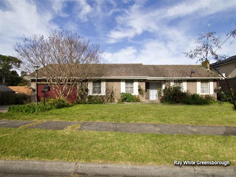 10 Dobson Road, Montmorency VIC 3094