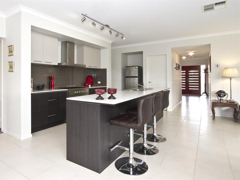 48 Eminence Boulevard, Doreen VIC 3754