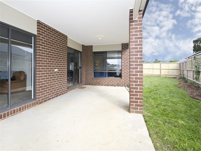 48 Eminence Boulevard, Doreen VIC 3754