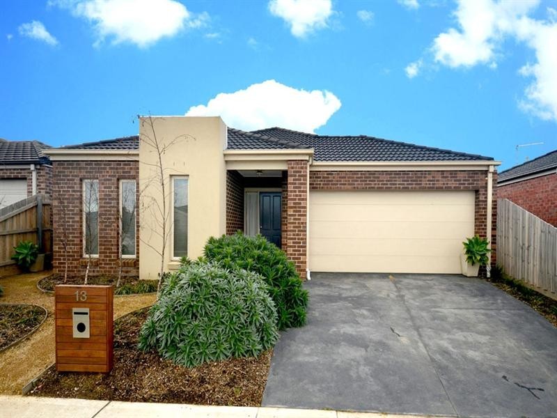 13 Escape Drive, Doreen VIC 3754