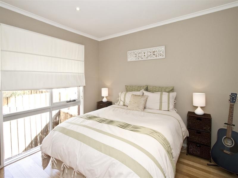 2/82 Sherbourne Road, Montmorency VIC 3094