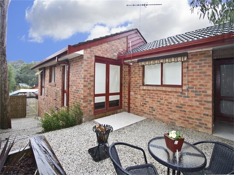 2/82 Sherbourne Road, Montmorency VIC 3094