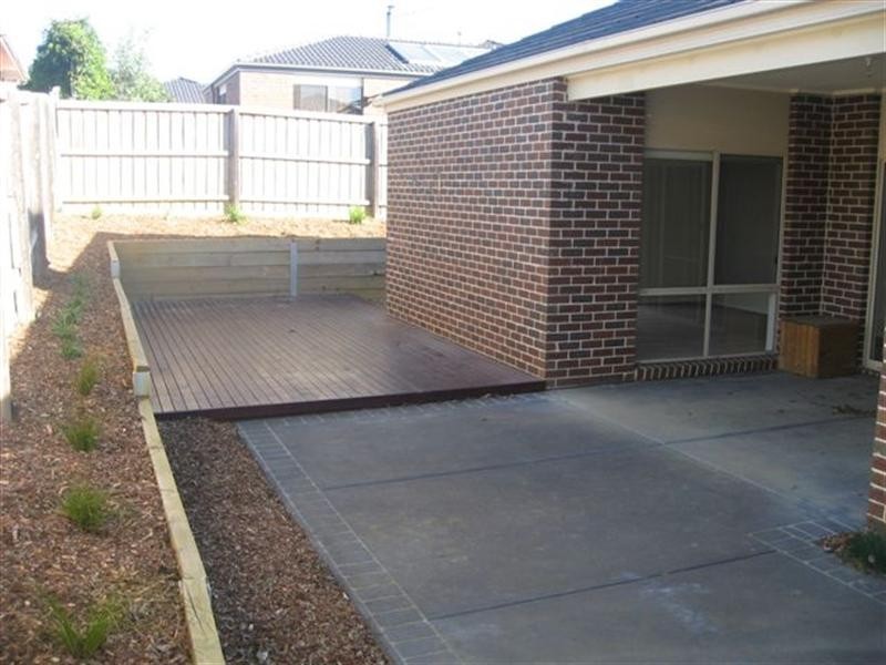 23 Timbertop Drive, Doreen VIC 3754