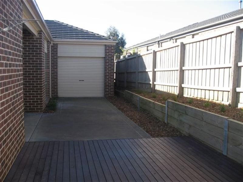 23 Timbertop Drive, Doreen VIC 3754