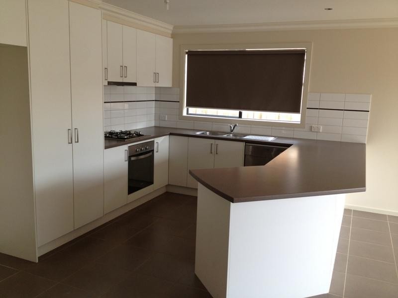 20 Gillow Grove, Doreen VIC 3754