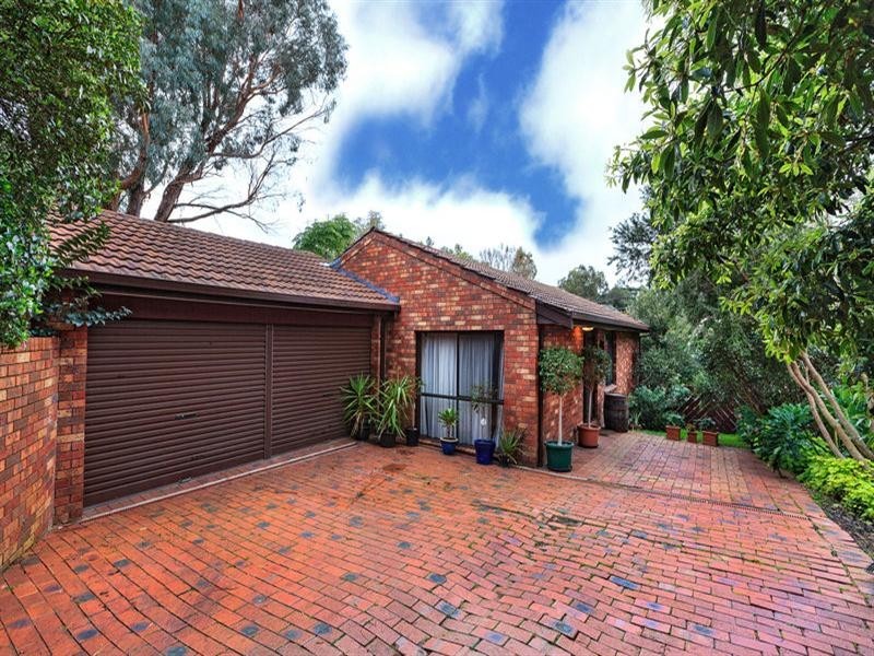 2/44 Sackville Street, Montmorency VIC 3094