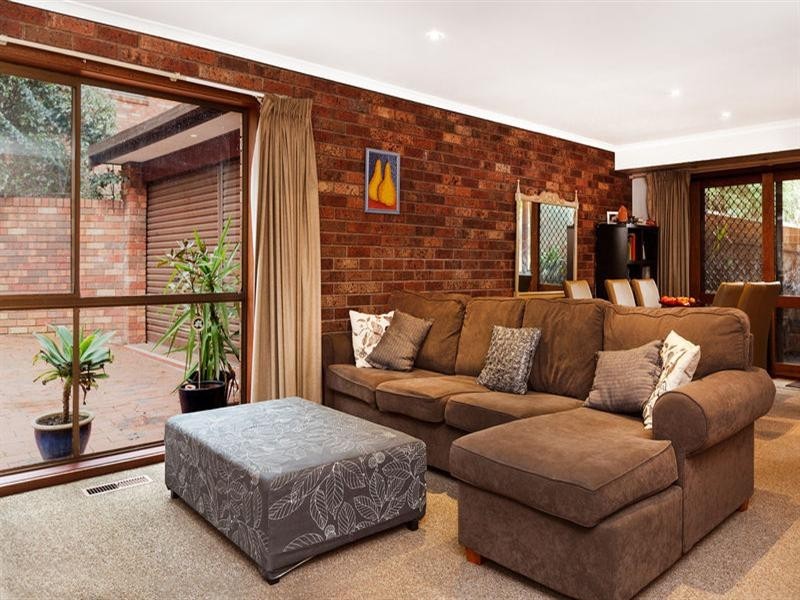 2/44 Sackville Street, Montmorency VIC 3094