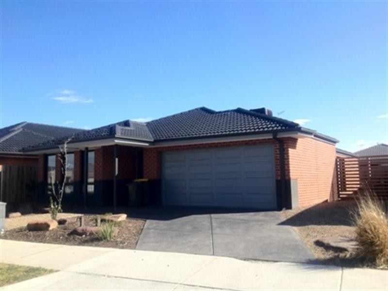 4 Endurance Street, Doreen VIC 3754