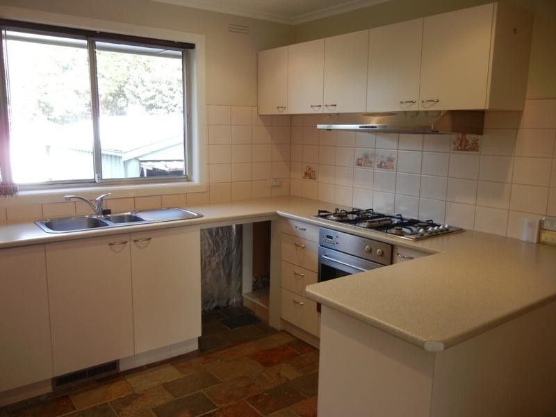 16 Gladman Street, Greensborough VIC 3088