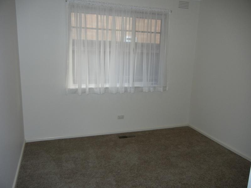 11 Lincoln Street, Watsonia VIC 3087