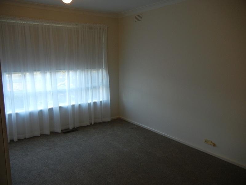 11 Lincoln Street, Watsonia VIC 3087