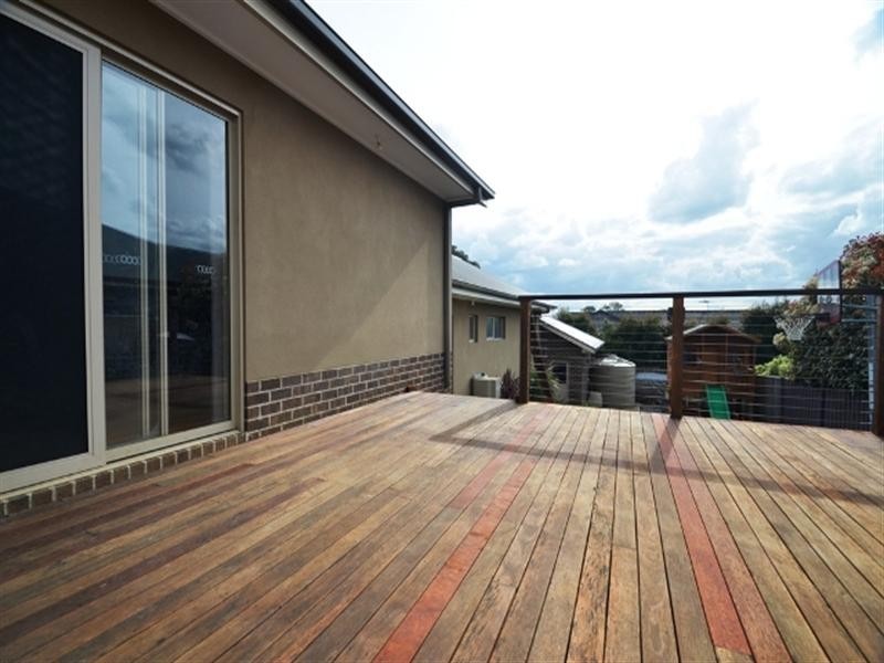 8 Rangeview Green, Doreen VIC 3754