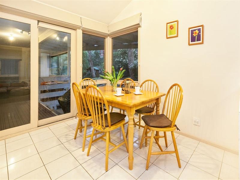 Eltham North VIC 3095