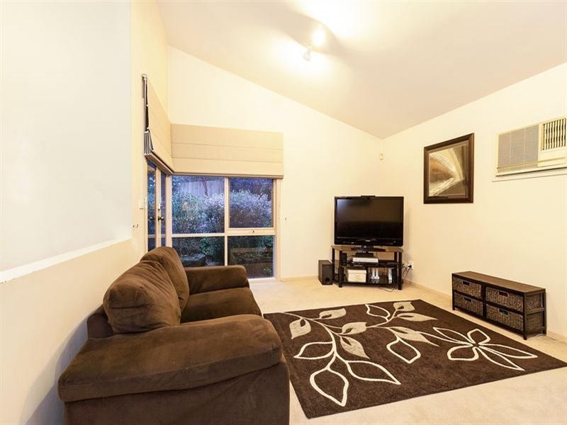 Eltham North VIC 3095