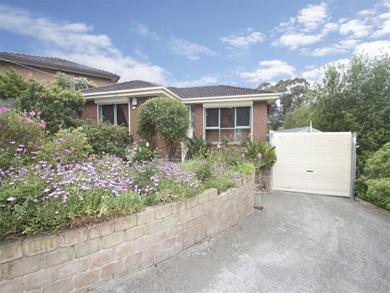 12 Newton Court, Watsonia North VIC 3087