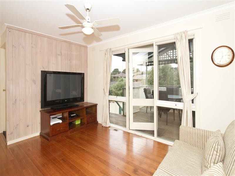 12 Newton Court, Watsonia North VIC 3087