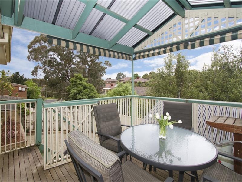 12 Newton Court, Watsonia North VIC 3087