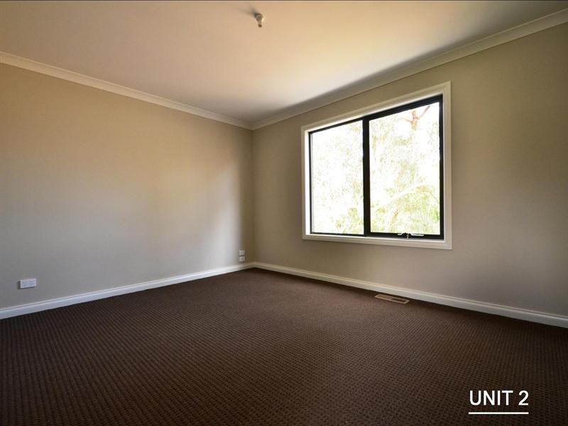 2 and 3/9 Louis Street, Greensborough VIC 3088
