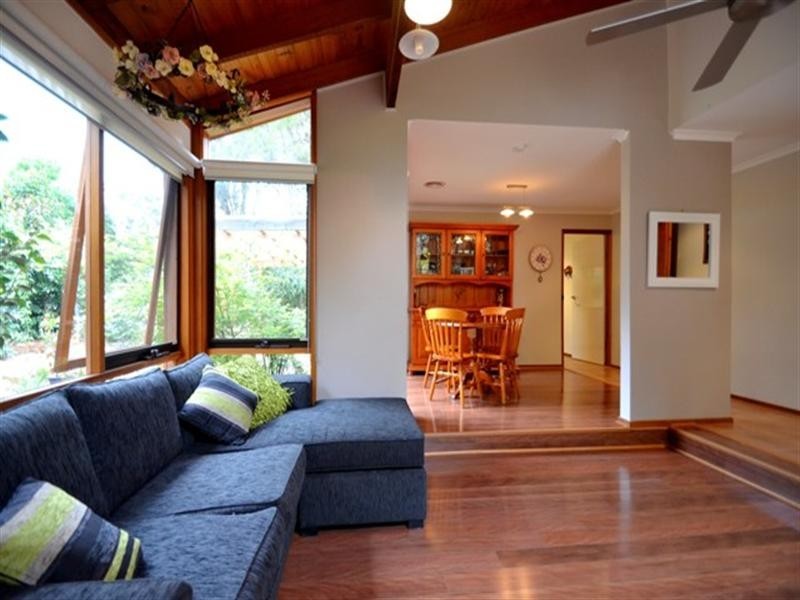 6 Gloucester Court, Eltham VIC 3095