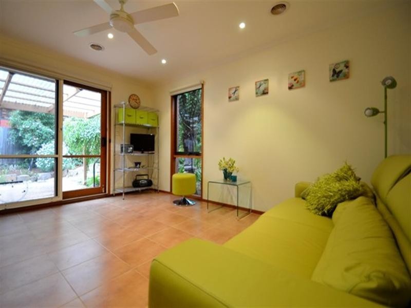 6 Gloucester Court, Eltham VIC 3095