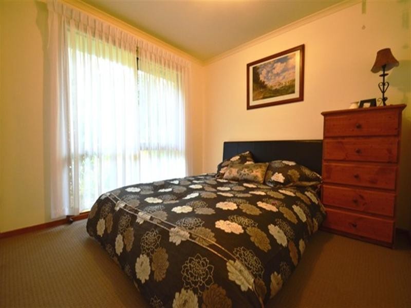 6 Gloucester Court, Eltham VIC 3095