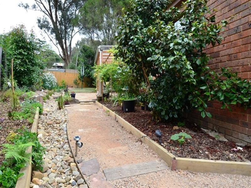 6 Gloucester Court, Eltham VIC 3095