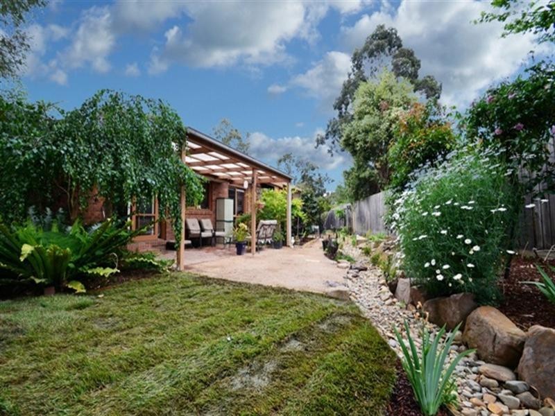 6 Gloucester Court, Eltham VIC 3095