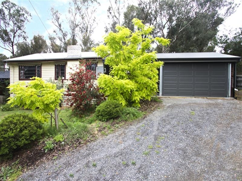 13 Andrews Street, Eltham VIC 3095
