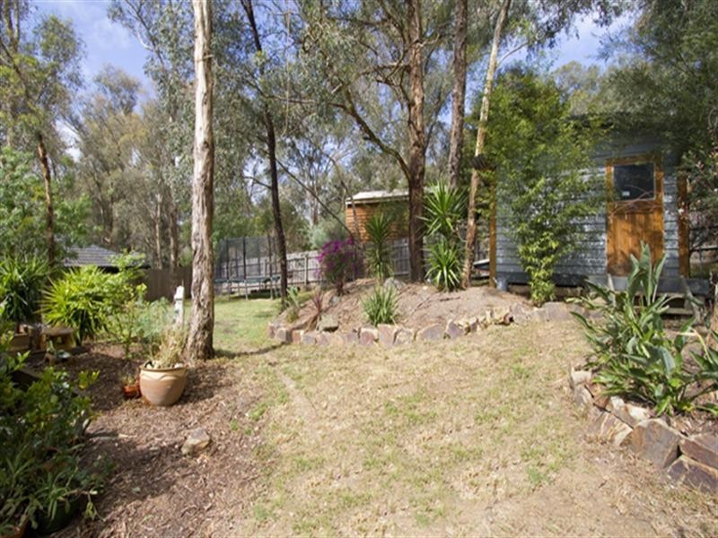 13 Andrews Street, Eltham VIC 3095