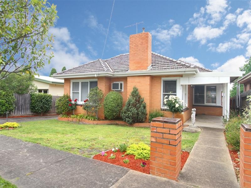 15 Papua Street, Watsonia VIC 3087