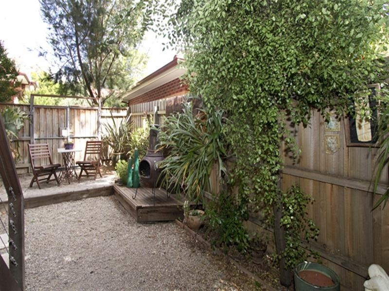 4/12-14 Fernside Avenue, Briar Hill VIC 3088