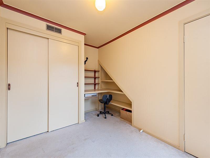 27 Booyan Crescent, Greensborough VIC 3088