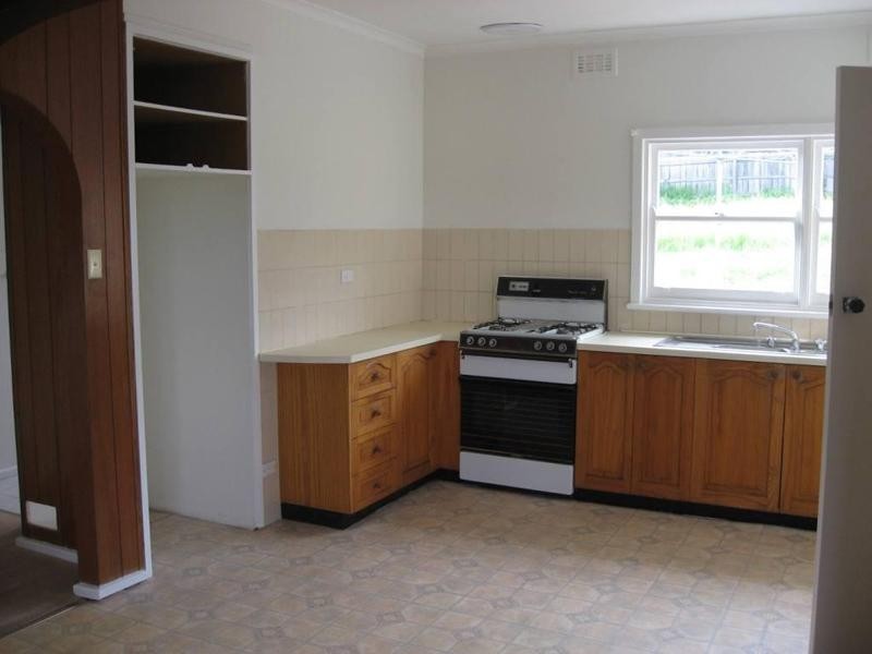 16 Cuthbert Street, Bulleen VIC 3105