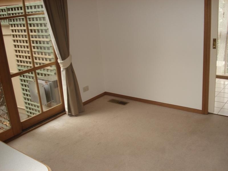 10/852 Main Road, Eltham VIC 3095