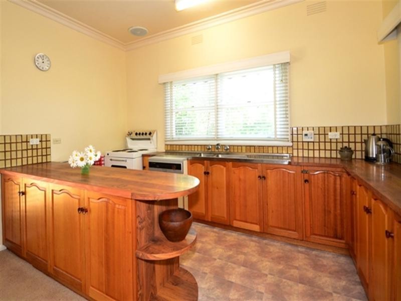 5 Papua Street, Watsonia VIC 3087