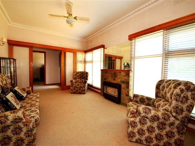 5 Papua Street, Watsonia VIC 3087