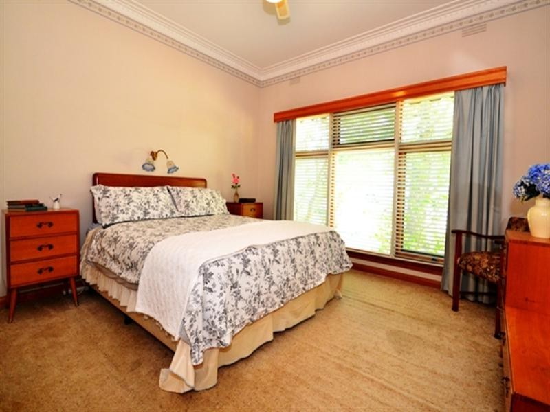 5 Papua Street, Watsonia VIC 3087