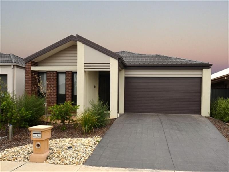 15 Hodgson Rise, Mernda VIC 3754