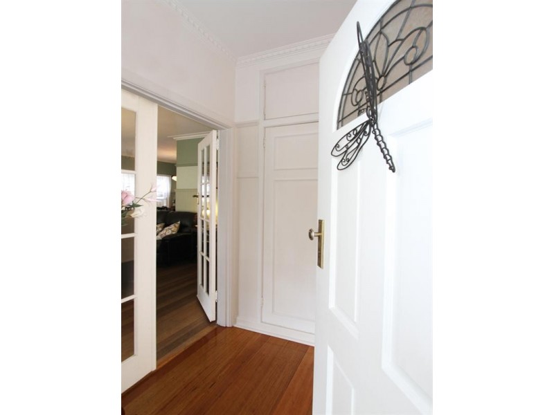 6 Donald Street, Greensborough VIC 3088