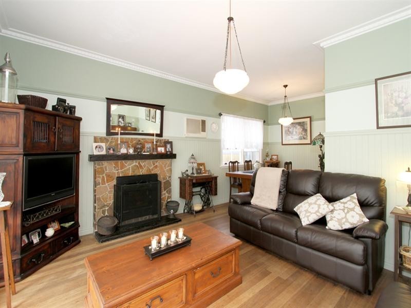 6 Donald Street, Greensborough VIC 3088