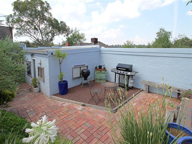 6 Donald Street, Greensborough VIC 3088