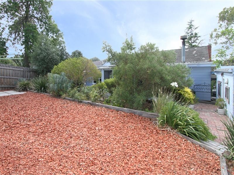 6 Donald Street, Greensborough VIC 3088