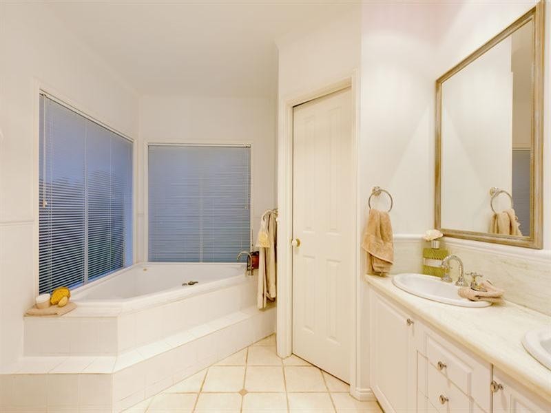 15 North Oatlands Road, Yarrambat VIC 3091