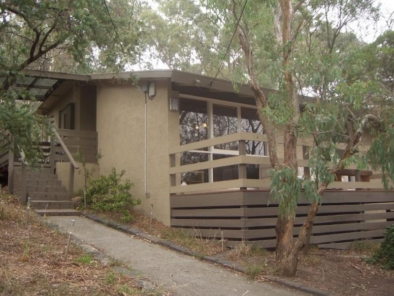 14 Spring Street, Greensborough VIC 3088