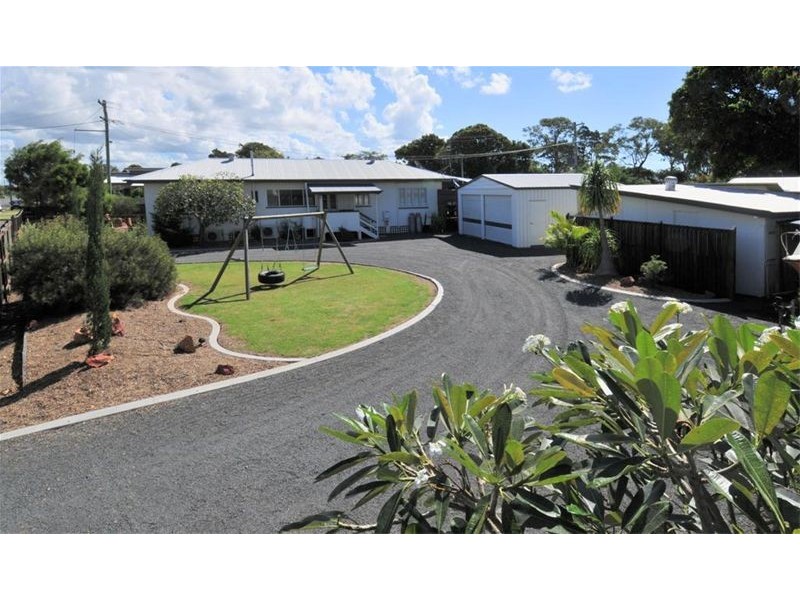 8 Eric Street, Torquay QLD 4655