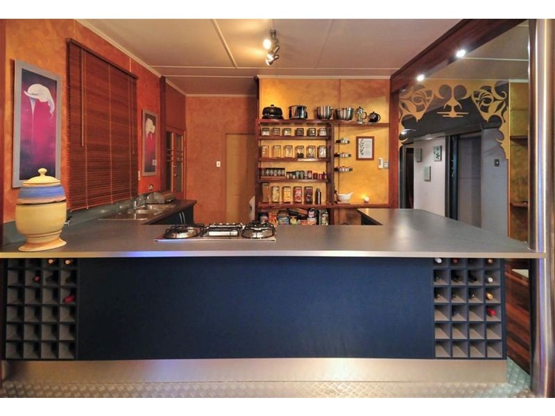 8 Eric Street, Torquay QLD 4655