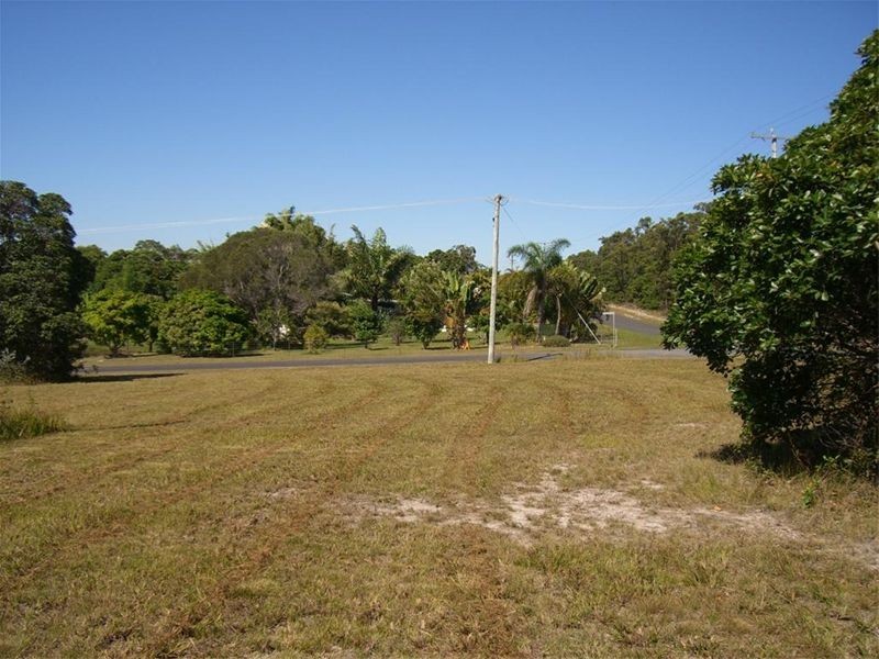 2 Seaview Drive, Booral QLD 4655