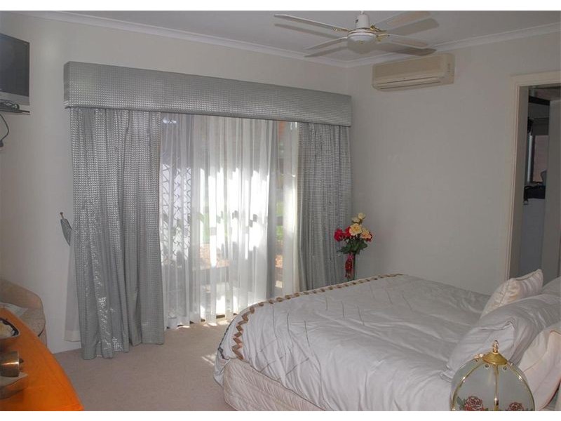 1 Frangipanni Avenue, Kawungan QLD 4655