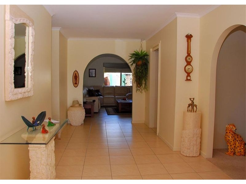 1 Frangipanni Avenue, Kawungan QLD 4655