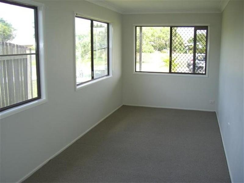5 Maple Street, Pialba QLD 4655
